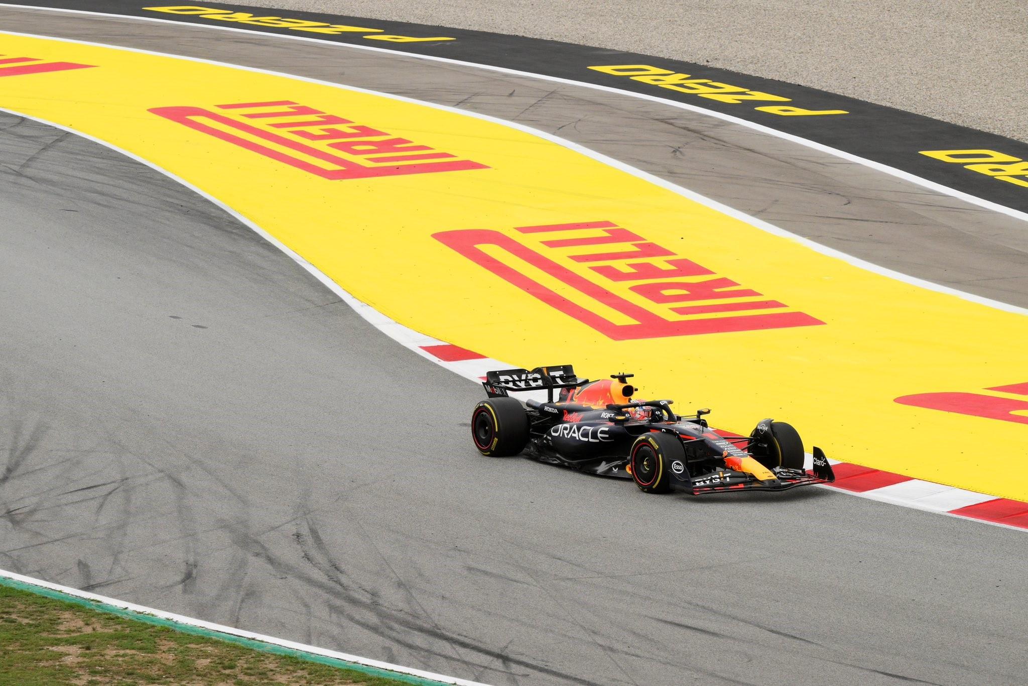 F1 Barcelona Verstappen dominant, Mercedes mee op podium Welkom op
