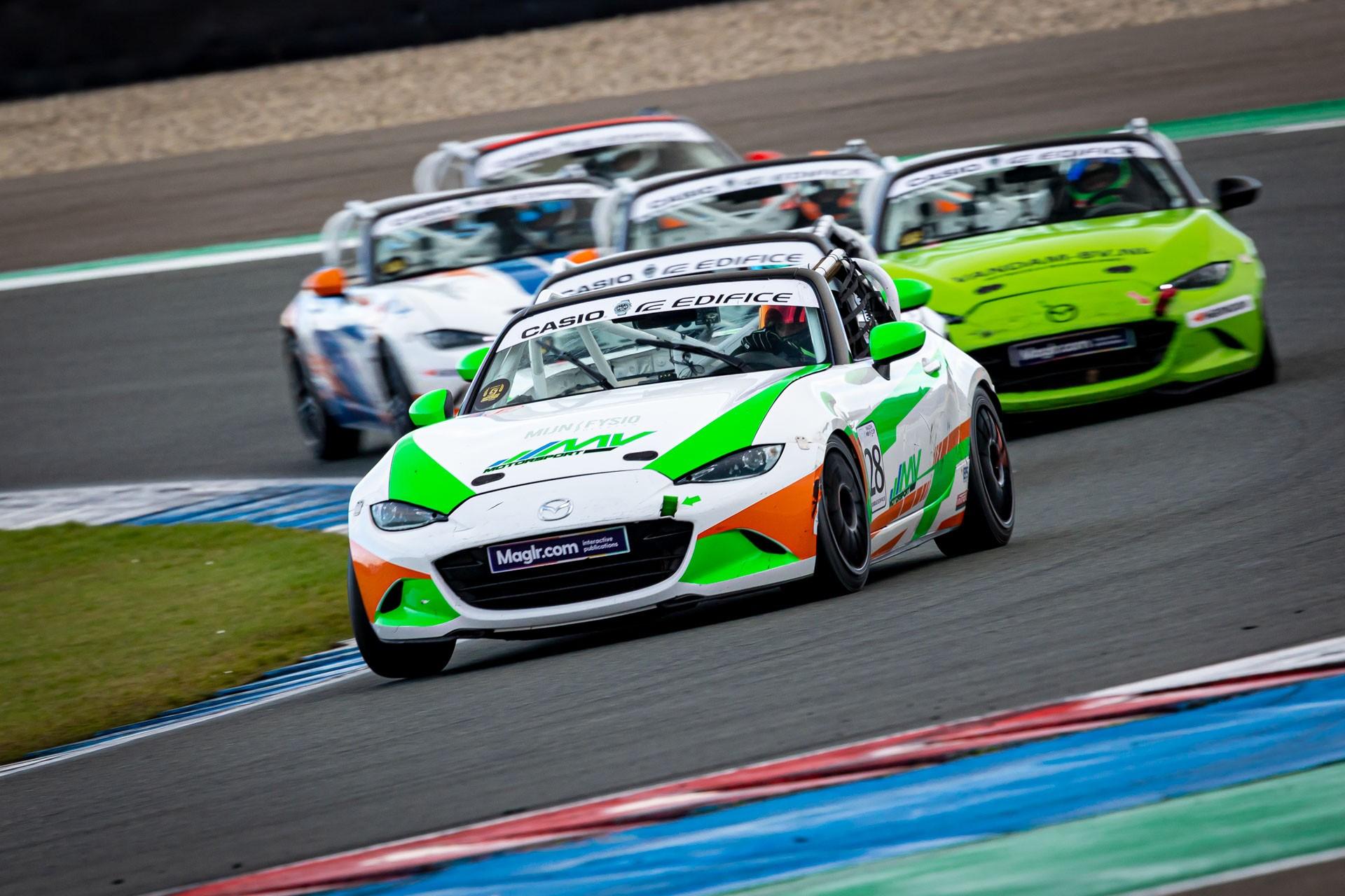 Mazda MX-5 Cup Assen: Mees Houben wint, Marcel Dekker is kampioen