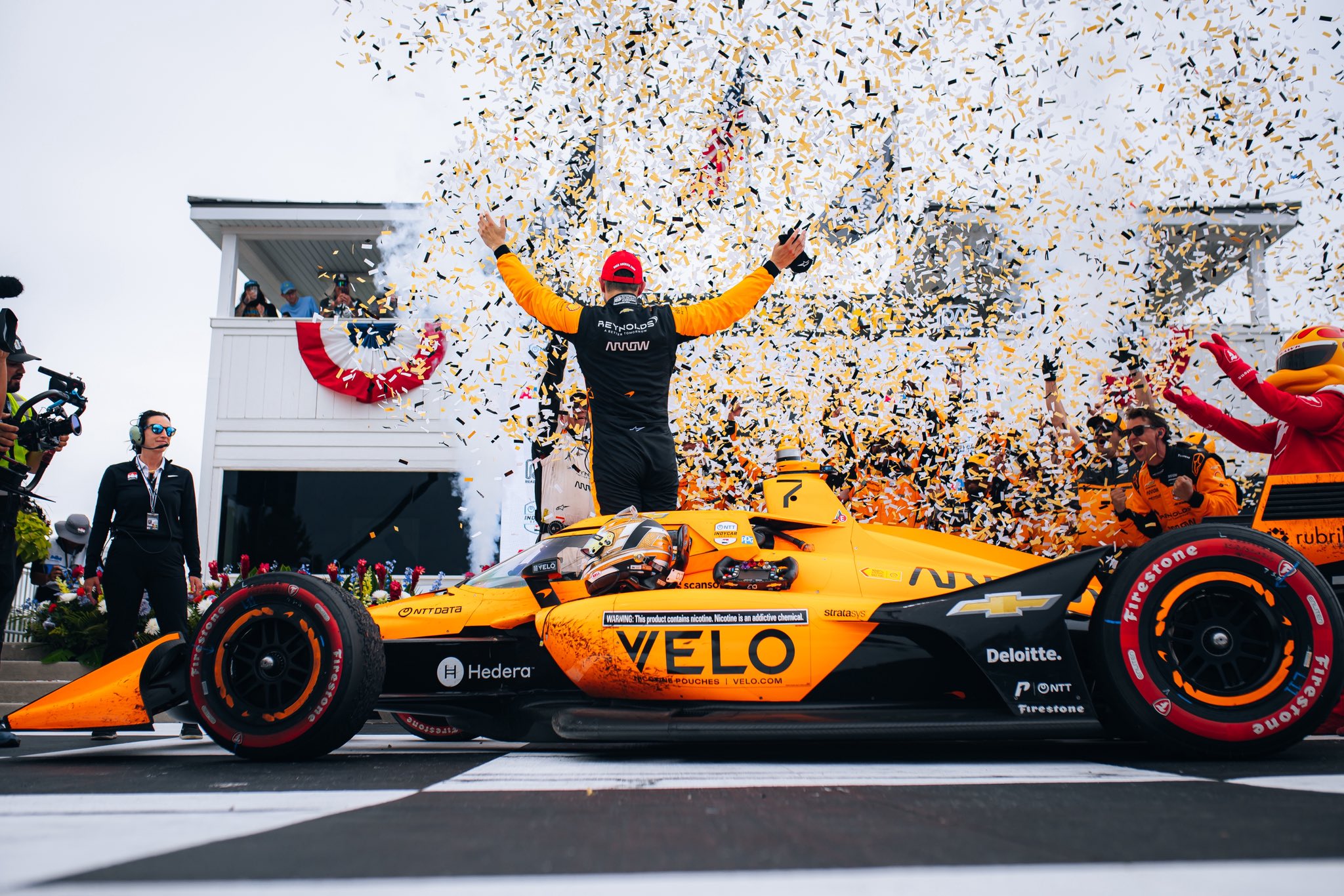 IndyCar Road America: Lundgaard wint na sterke inhaalrace op Road America