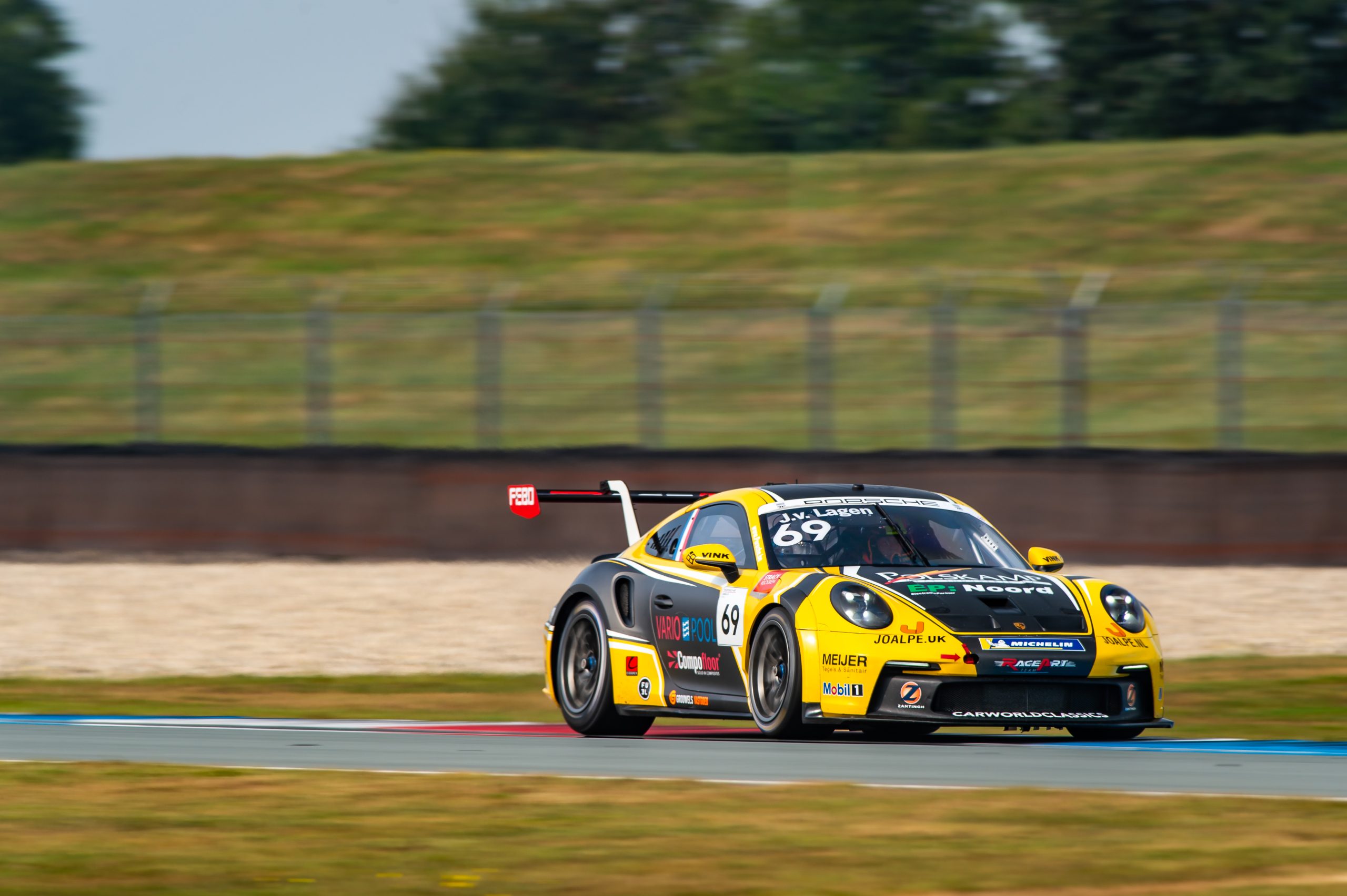 Carrera Cup Benelux - Assen: zege voor van Lagen